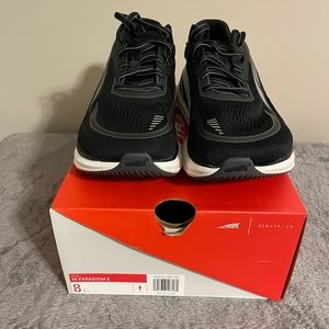 Altra Men’s Paradigm 6 Size 8